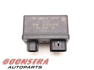 Used Glow plug relay Landrover Range Rover IV (LG) 4.4 SDV8 32V Price € 24,95 Margin scheme offered by Boonstra Autoparts