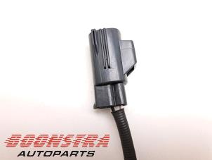 Lambda probe from a Land Rover Range Rover IV (LG) 4.4 SDV8 32V 2015