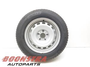 Usados Llanta y neumático Peugeot Partner (EF/EU) 1.5 BlueHDi 75 Precio € 120,94 IVA incluido ofrecido por Boonstra Autoparts