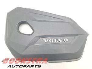 Usados Chapa protectora motor Volvo V60 I (FW/GW) 1.6 T3 16V Precio € 33,95 Norma de margen ofrecido por Boonstra Autoparts