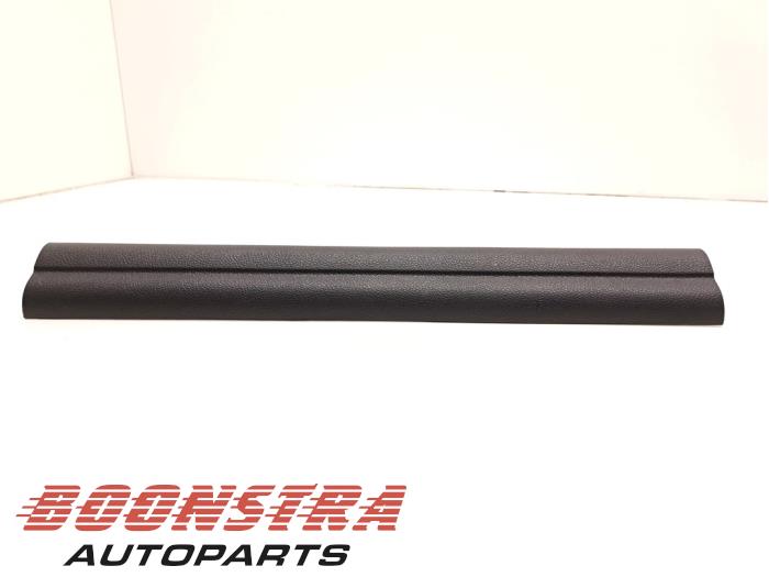 Door strip from a BMW 1 serie (F20) M140i 3.0 24V 2018