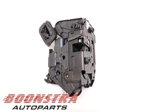 Used Rear door mechanism 4-door, right Seat Leon (5FB) 1.0 TSI 12V Price € 24,95 Margin scheme offered by Boonstra Autoparts