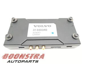 Used Radio module Volvo V60 I (FW/GW) 2.4 D6 20V Plug-in Hybrid AWD Price € 155,95 Margin scheme offered by Boonstra Autoparts