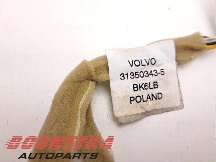 Mazo de cables de un Volvo V60 I (FW/GW) 2.4 D6 20V Plug-in Hybrid AWD 2013