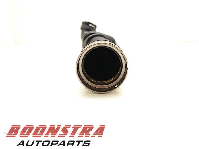 Intercooler tube from a BMW 3 serie Touring (F31) 320i 2.0 16V 2013