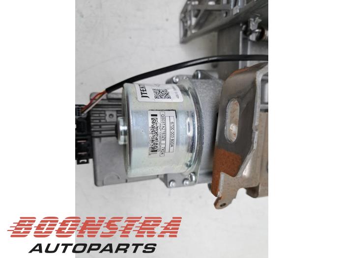 Electric power steering unit from a Renault Clio IV Estate/Grandtour (7R) 1.5 Energy dCi 90 FAP 2018