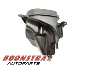 Used Expansion vessel BMW X5 (E70) xDrive 30d 3.0 24V Price € 24,95 Margin scheme offered by Boonstra Autoparts