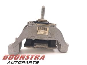 Used Gearbox mount Mini Countryman (R60) 1.6 16V Cooper Price € 24,95 Margin scheme offered by Boonstra Autoparts