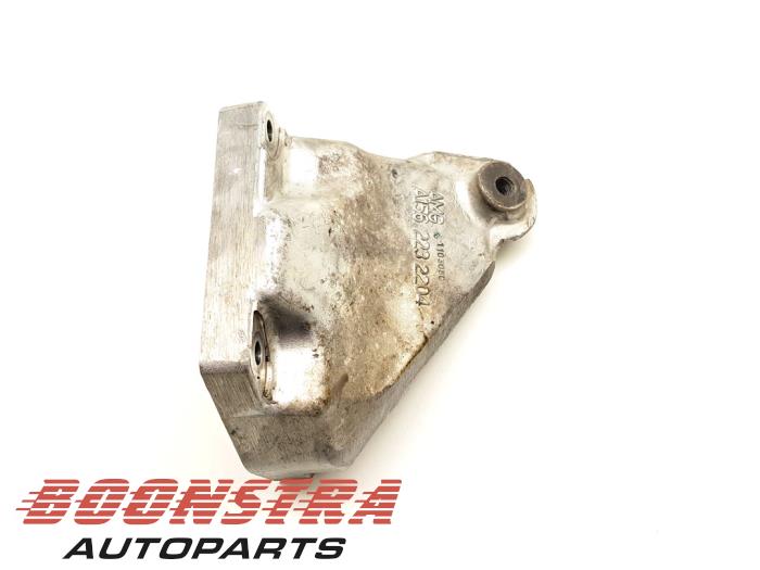 Used Engine mount Mercedes C-Klasse AMG (W204) 6.2 C-63 AMG V8 32V Price € 24,95 Margin scheme offered by Boonstra Autoparts