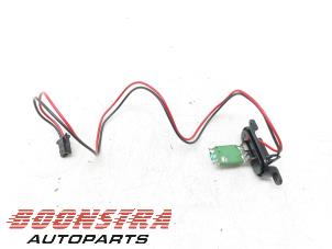 Used Heater resistor Renault Kangoo Express (FW) 1.5 dCi 110 Price € 30,19 Inclusive VAT offered by Boonstra Autoparts