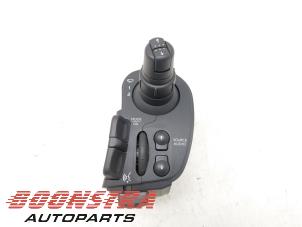 Used Wiper switch Renault Kangoo Express (FW) 1.5 dCi 110 Price € 60,44 Inclusive VAT offered by Boonstra Autoparts
