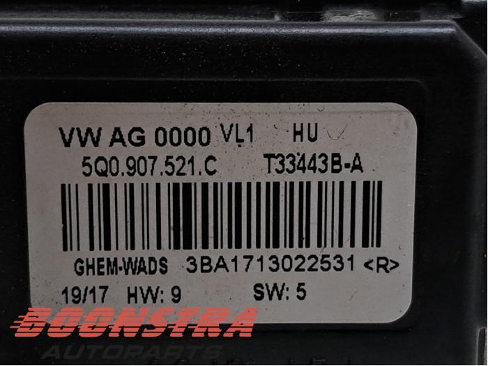 Resistencia de calefactor de un Audi Q2 (GAB/GAG) 1.0 TFSI 12V 2017