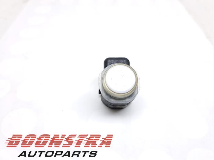 Usados Sensor PDC Landrover Range Rover Evoque (LVJ/LVS) 2.2 SD4 16V Precio € 24,95 Norma de margen ofrecido por Boonstra Autoparts