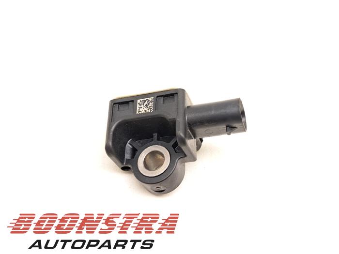 Begagnade Airbagsensor Maserati Ghibli III 3.0 Diesel Pris € 24,95 Marginaltabell erbjuds av Boonstra Autoparts