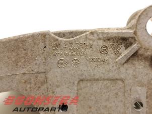 Motorlager van een Porsche Taycan (Y1A) 4S 2020