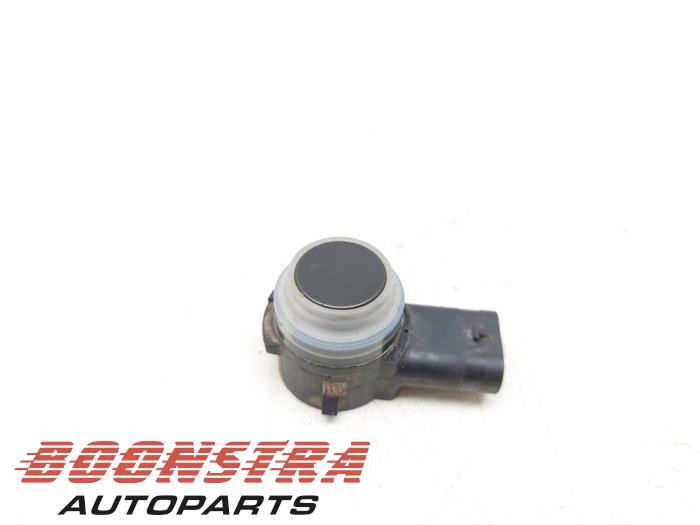 Usados Sensor PDC Mercedes Vito (447.6) 1.6 111 CDI 16V Precio € 30,19 IVA incluido ofrecido por Boonstra Autoparts