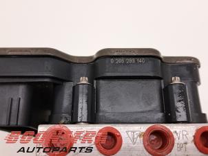 Bloc ABS d'un Porsche Taycan (Y1A) 4S 2020