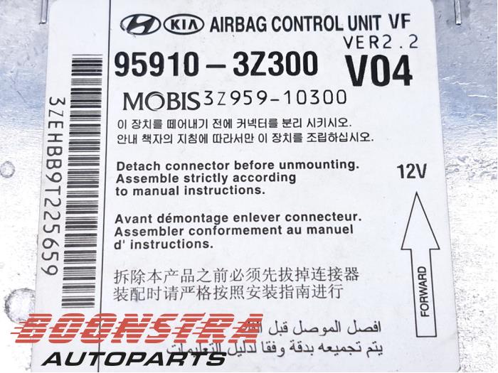 Módulo de Airbag de un Hyundai i40 CW (VFC) 1.7 CRDi 16V 2014