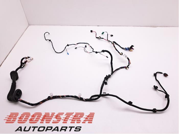 Begagnade Kablage Tesla Model 3 Standard RWD Plus 60 kWh Pris € 99,95 Marginaltabell erbjuds av Boonstra Autoparts