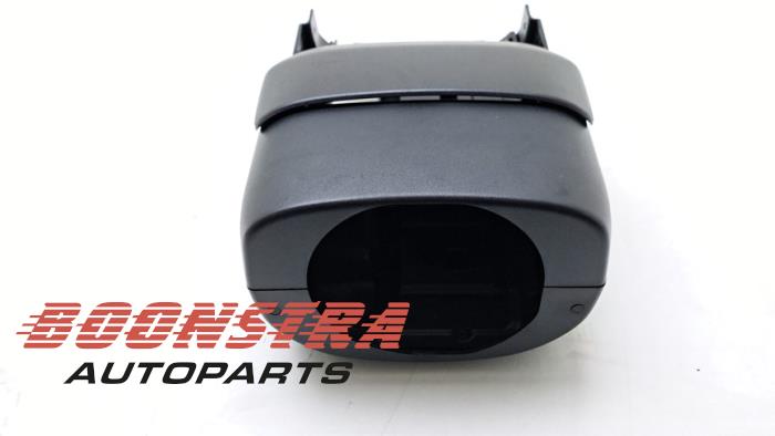 Steering column cap from a BMW 5 serie Touring (G31) 530e xDrive 2.0 Turbo 16V 2021