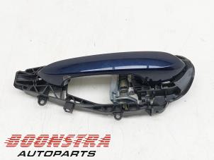 Used Rear door handle 4-door, left BMW 5 serie Touring (G31) 530e xDrive 2.0 Turbo 16V Price € 39,95 Margin scheme offered by Boonstra Autoparts