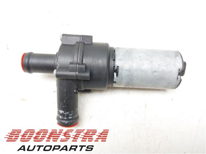Begagnade Vattenpump Ferrari 599 GTB/GTO 6.0 V12 48V GTB Pris € 48,95 Marginaltabell erbjuds av Boonstra Autoparts