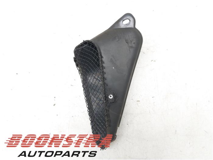 Begagnade Lufttratt Ferrari 599 GTB/GTO 6.0 V12 48V GTB Pris € 88,95 Marginaltabell erbjuds av Boonstra Autoparts
