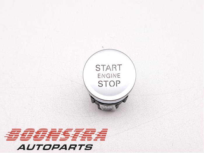 Usagé Commande start/stop Audi Q2 (GAB/GAG) 1.0 TFSI 12V Prix € 24,95 Règlement à la marge proposé par Boonstra Autoparts