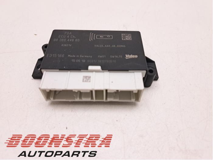 Begagnade PDC-modul Opel Combo Cargo 1.5 CDTI 100 Pris € 48,34 Inklusive moms erbjuds av Boonstra Autoparts