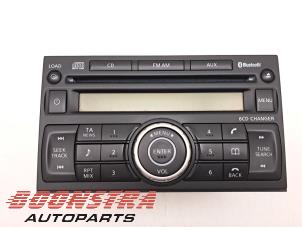 Używane Radio Nissan Qashqai (J10) 1.6 16V Cena € 68,95 Procedura marży oferowane przez Boonstra Autoparts