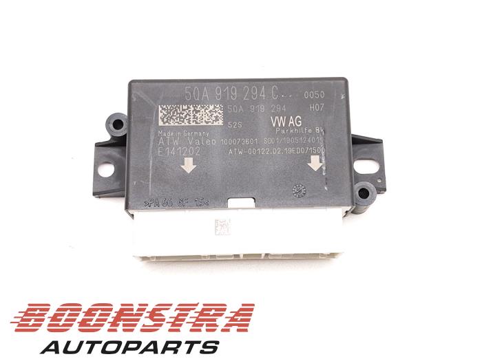 Begagnade PDC-modul Volkswagen Golf VII Variant (AUVV) 1.5 TSI Evo BMT 16V Pris € 24,95 Marginaltabell erbjuds av Boonstra Autoparts