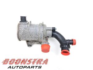 Used Water pump Mercedes E (W213) E-350e 2.0 Turbo 16V Price € 94,95 Margin scheme offered by Boonstra Autoparts