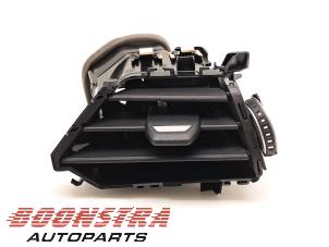 Used Dashboard vent BMW 3 serie Touring (G21) 318i 2.0 TwinPower Turbo 16V Price € 34,95 Margin scheme offered by Boonstra Autoparts