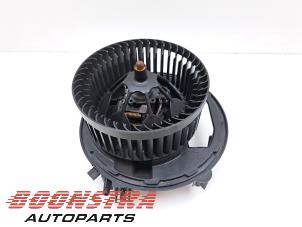 Used Heating and ventilation fan motor Skoda Octavia Combi (5EAC) 1.2 TSI 16V Price € 49,95 Margin scheme offered by Boonstra Autoparts
