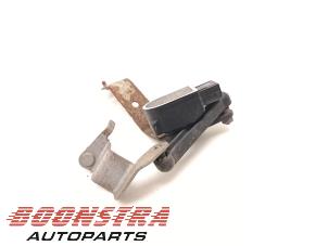 Used Xenon height adjustment BMW 2 serie (F22) 218i 1.5 TwinPower Turbo 12V Price € 24,95 Margin scheme offered by Boonstra Autoparts