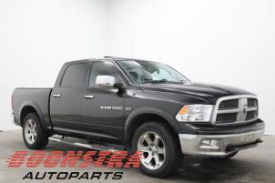 Used Front wing, right Dodge Ram 1500 Crew Cab (DS/DJ/D2) 5.7 V8 Hemi 2500 4x4 Price € 423,44 Inclusive VAT offered by Boonstra Autoparts