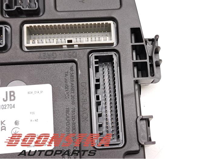 Body control computer Renault Kangoo Express 1.5 Blue dCi 95 