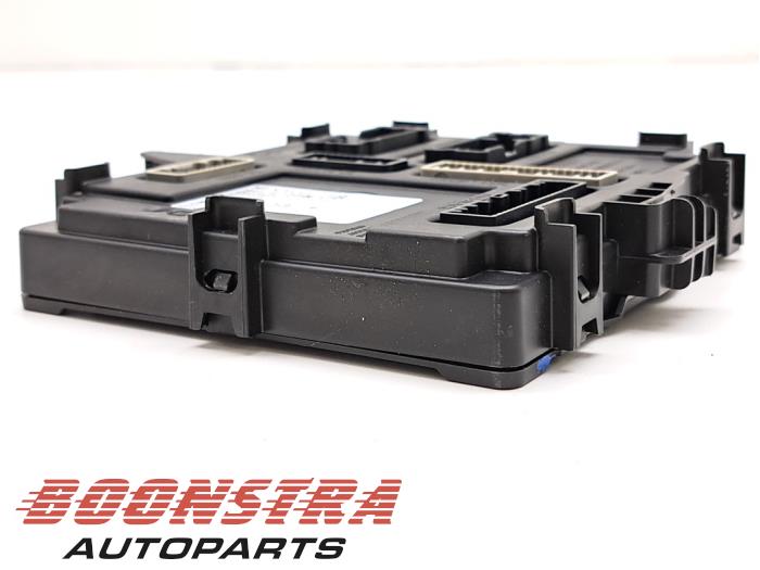 Body control computer Renault Kangoo Express 1.5 Blue dCi 95 