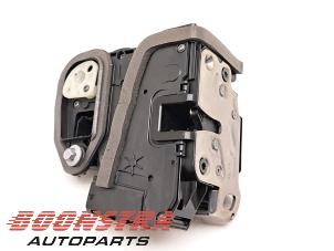Used Front door lock mechanism 4-door, right Opel Astra K Sports Tourer 1.6 CDTI 136 16V Price € 24,95 Margin scheme offered by Boonstra Autoparts