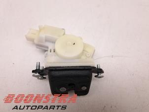 Used Tailgate lock mechanism Honda Civic (FK6/7/8/9) 2.0i Type R VTEC Turbo 16V Price € 58,95 Margin scheme offered by Boonstra Autoparts