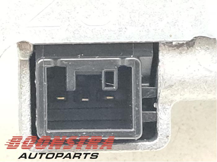 Motor de limpiaparabrisas detrás de un Honda Civic (FK6/7/8/9) 2.0i Type R VTEC Turbo 16V 2019