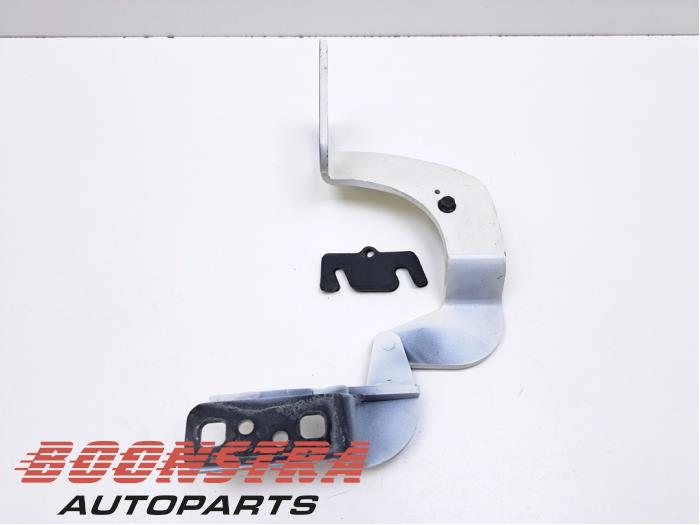 Gebrauchte Scharnier Heckklappe Ferrari 458 Spider 4.5 V8 32V DCT Preis € 79,95 Margenregelung angeboten von Boonstra Autoparts