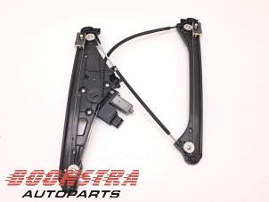 Used Window mechanism 4-door, front left Peugeot 3008 II (M4/MC/MJ/MR) 1.6 e-THP 165 16V Price € 78,95 Margin scheme offered by Boonstra Autoparts