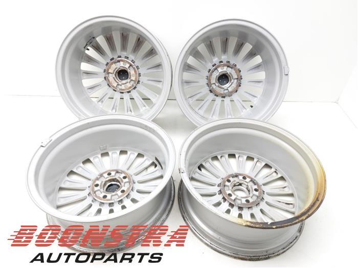 Set of wheels from a Ford C-Max (DXA) 1.5 Ti-VCT EcoBoost 150 16V 2015