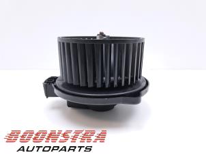 Used Heating and ventilation fan motor Mazda MX-5 (ND) 1.5 Skyactiv G-131 16V Price € 24,95 Margin scheme offered by Boonstra Autoparts