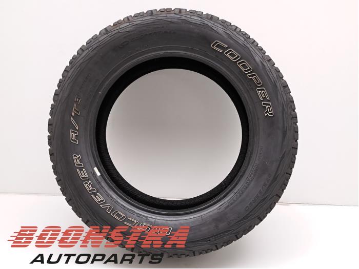 Tyre from a Ford (USA) F-150 Standard Cab 3.5 V6 24V Crew Cab