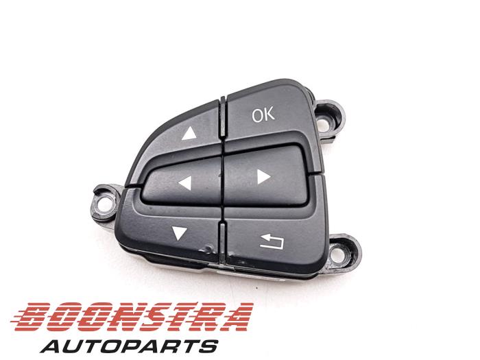 Begagnade Rattspak Mercedes Vito (447.6) 2.2 119 CDI 16V BlueTEC Pris € 42,29 Inklusive moms erbjuds av Boonstra Autoparts