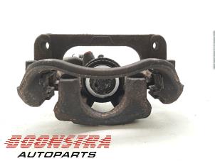 Used Rear brake calliper, right Renault Master IV (MA/MB/MC/MD/MH/MF/MG/MH) 2.3 dCi 145 16V Price € 84,64 Inclusive VAT offered by Boonstra Autoparts