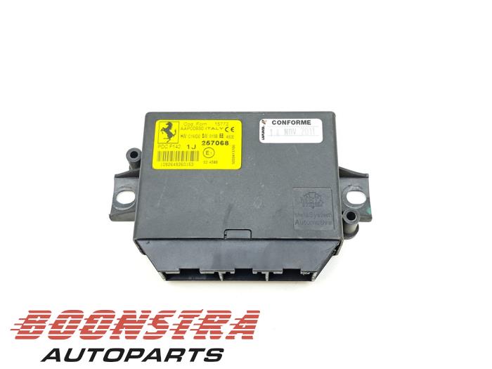 Begagnade PDC-modul Ferrari 458 Spider 4.5 V8 32V DCT Pris € 109,95 Marginaltabell erbjuds av Boonstra Autoparts