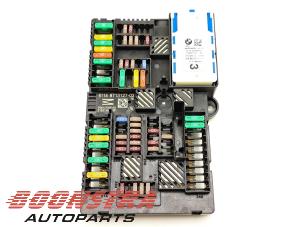 Used Fuse box BMW 5 serie Touring (G31) 530e xDrive 2.0 Turbo 16V Price € 69,95 Margin scheme offered by Boonstra Autoparts